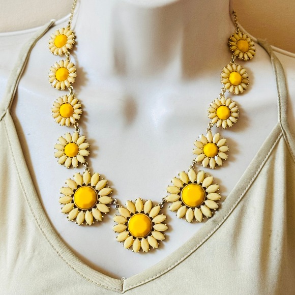 Kate Spade New York Garden Party Necklace Daisy Collar gold chain designer 20" - Picture 4 of 6
